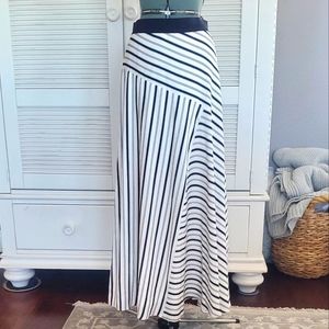 Ann Taylor | maxi skirt